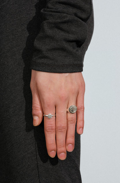 Gone with the Wind Collection . Sign Ring