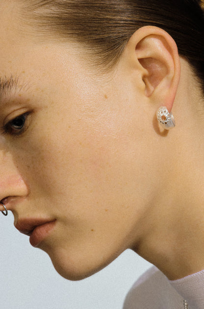 Gone with the Wind . Disintegrate Stone Earloop