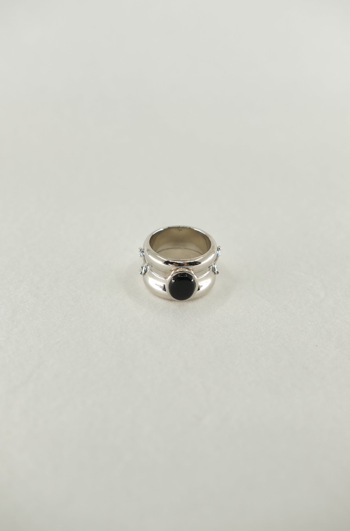 Reflection of Narcissism . 'Transfer ' Ring